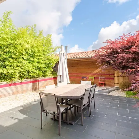 De Plain-pied Avec Piscine - 8 Pers. - Fr-1-877-17 Villa *