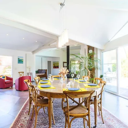 De Plain-pied Avec Piscine - 8 Pers. - Fr-1-877-17 Villa *